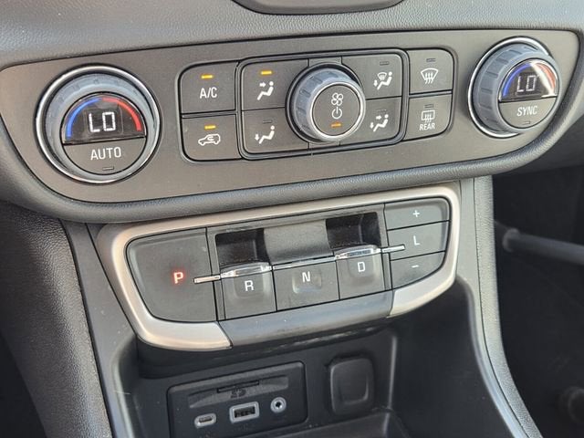 2023 GMC Terrain Denali