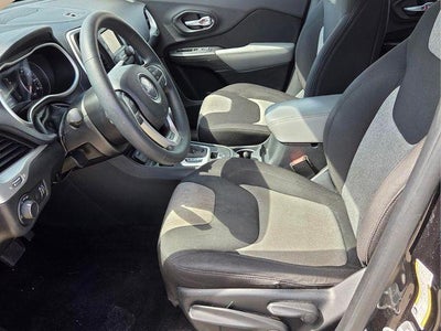 2014 Jeep Cherokee FWD 4dr Sport