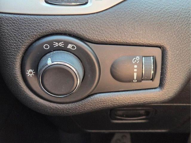 2014 Jeep Cherokee FWD 4dr Sport