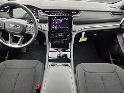 2026 Jeep Grand Cherokee Laredo 4x4