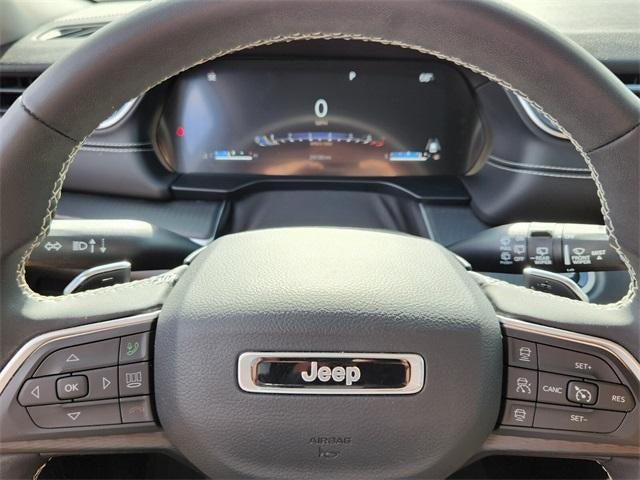 2024 Jeep Grand Cherokee L Laredo 4x4