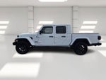 2025 Jeep Gladiator Nighthawk 4x4 *Ltd Avail*