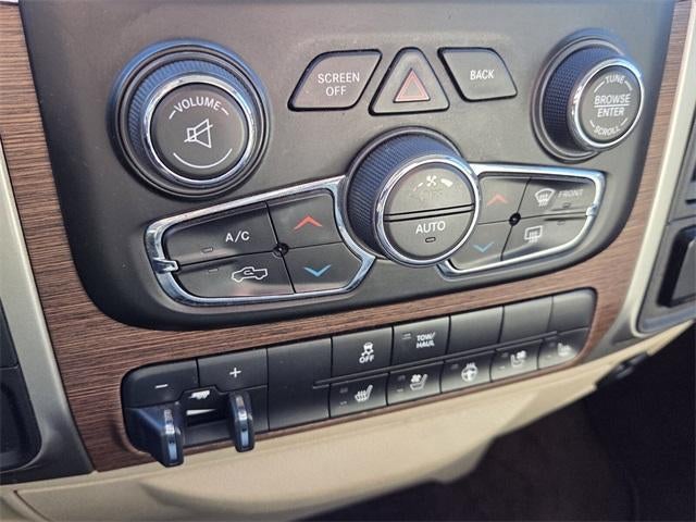 2017 RAM 1500 Laramie 4x2 Crew Cab 5'7" Box