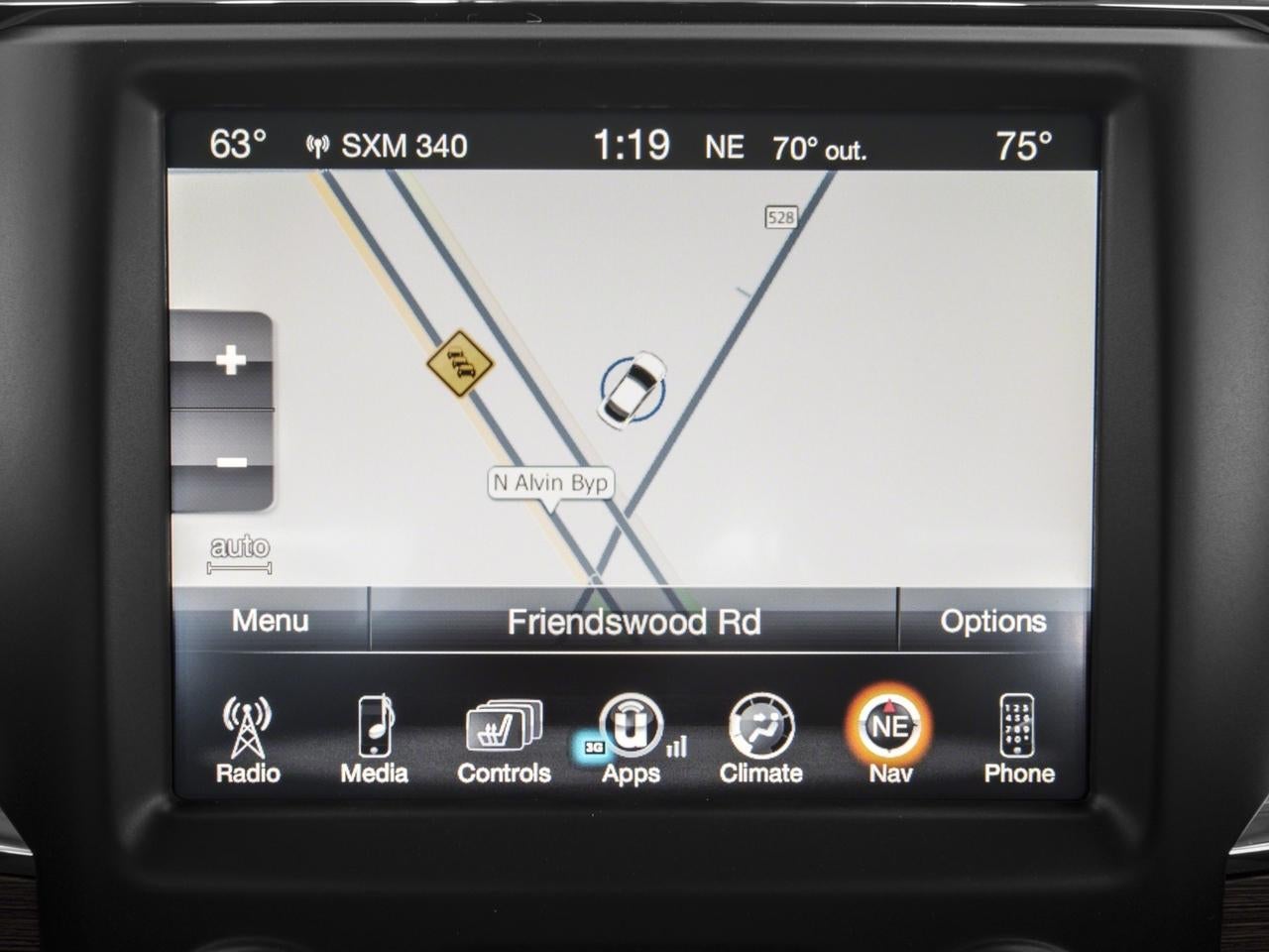 2017 RAM 1500 Laramie 4x2 Crew Cab 5'7" Box