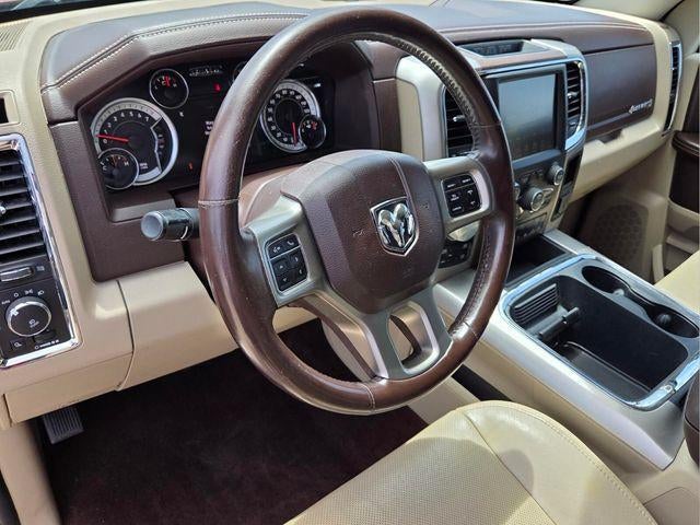 2017 RAM 1500 Laramie 4x4 Crew Cab 5'7" Box
