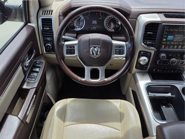 2017 RAM 1500 Laramie 4x4 Crew Cab 5'7" Box
