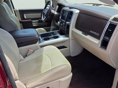2017 RAM 1500 Laramie 4x4 Crew Cab 5'7" Box