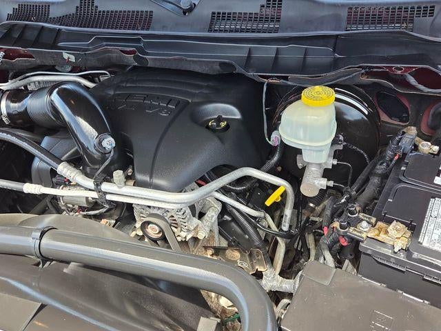 2017 RAM 1500 Laramie 4x4 Crew Cab 5'7" Box