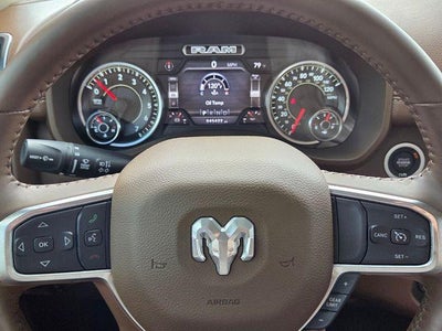 2021 RAM 1500 Laramie 4x2 Crew Cab 5'7" Box