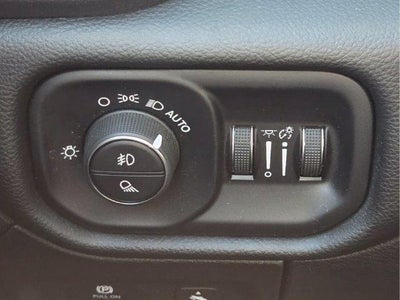 2025 RAM 1500 Big Horn 4x4 Crew Cab 5'7" Box