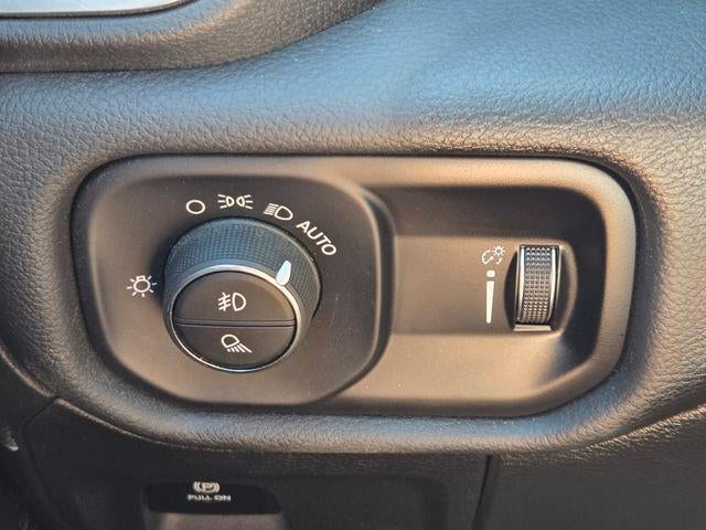 2024 RAM 1500 Big Horn 4x4 Crew Cab 5'7" Box