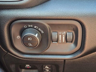 2026 RAM 1500 Big Horn 4x4 Crew Cab 5'7" Box