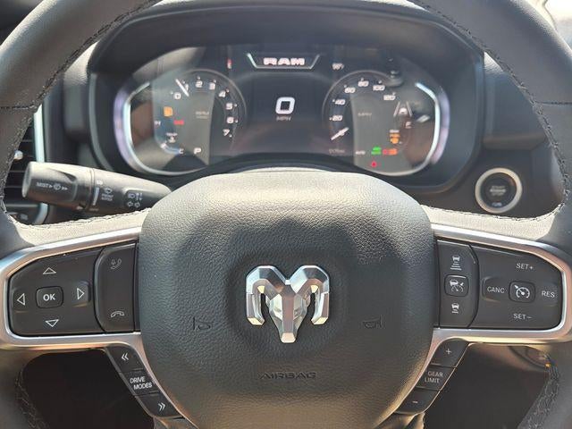 2026 RAM 1500 Big Horn 4x4 Crew Cab 5'7" Box