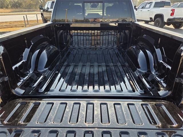 2024 RAM 1500 Limited 4x4 Crew Cab 5'7" Box