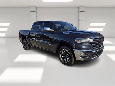 2025 RAM 1500 Laramie 4x4 Crew Cab 5'7" Box