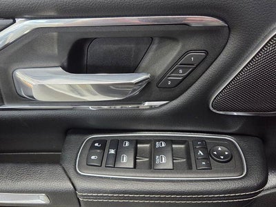 2024 RAM 1500 Laramie 4x4 Crew Cab 5'7" Box