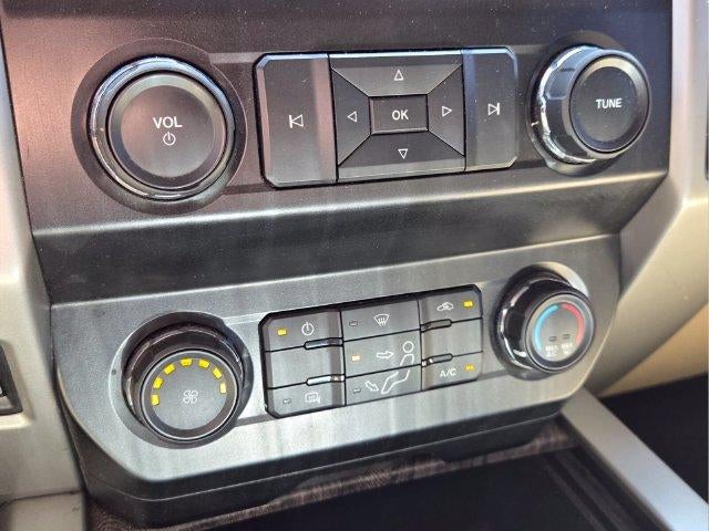 2019 Ford Super Duty F-250 SRW XLT 4WD Crew Cab 6.75' Box