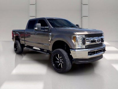 2019 Ford Super Duty F-250 SRW XLT 4WD Crew Cab 6.75' Box