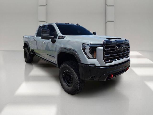 2025 GMC Sierra 2500 HD Crew Cab Standard Box 4-Wheel Drive AT4X