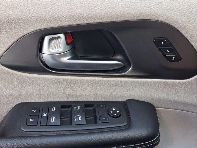2024 Chrysler Pacifica Touring L FWD