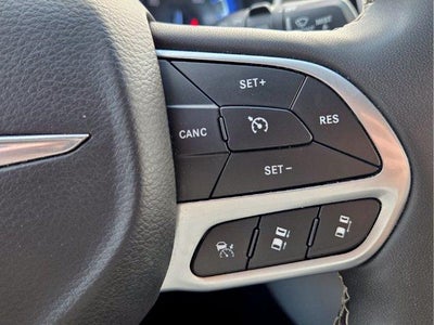 2024 Chrysler Pacifica Touring L FWD