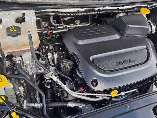 2023 Chrysler Pacifica Touring L FWD