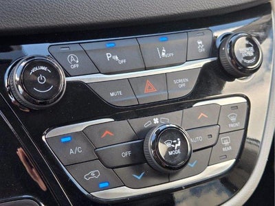 2023 Chrysler Pacifica Touring L FWD