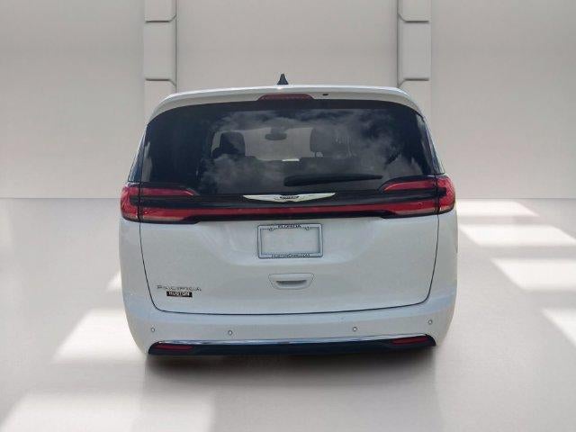 2023 Chrysler Pacifica Touring L FWD