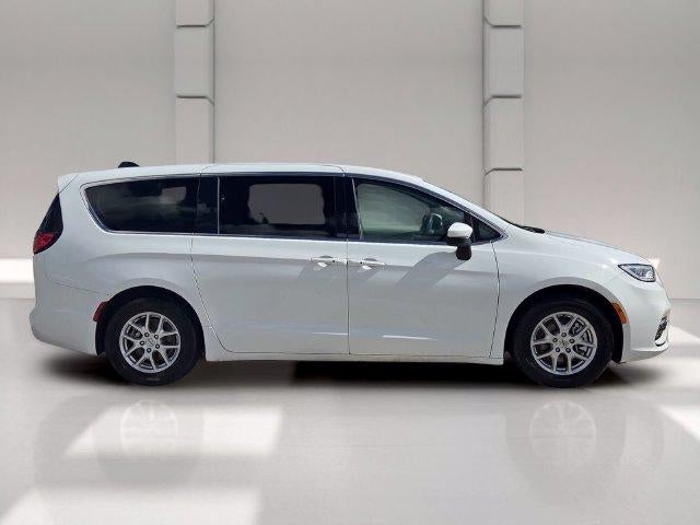 2023 Chrysler Pacifica Touring L FWD
