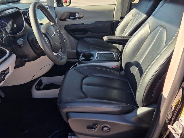 2024 Chrysler Pacifica Touring L FWD