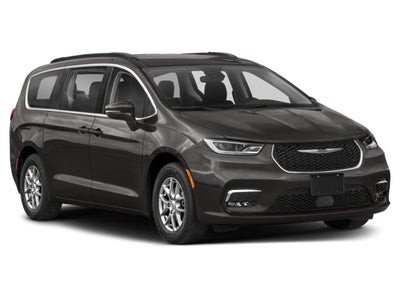 2022 Chrysler Pacifica Limited FWD