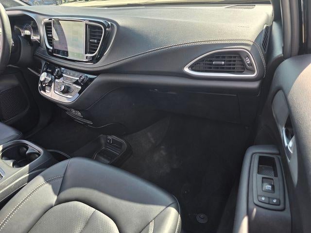 2024 Chrysler Pacifica Touring L AWD