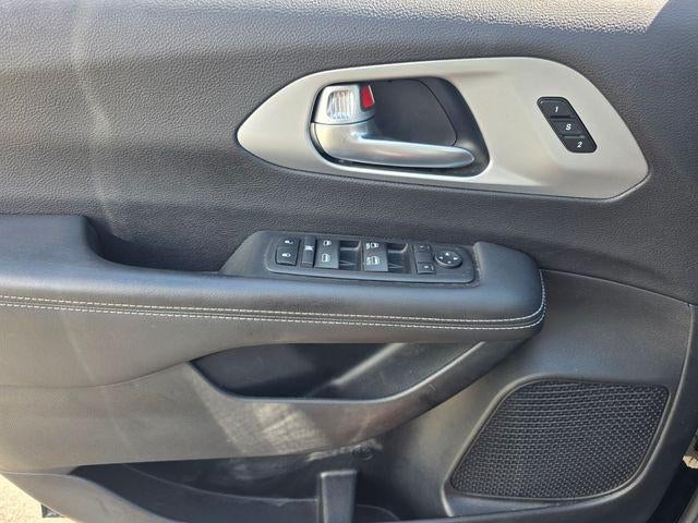 2024 Chrysler Pacifica Touring L AWD