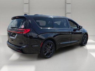 2024 Chrysler Pacifica Touring L AWD