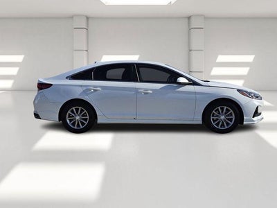 2018 Hyundai SONATA SE 2.4L